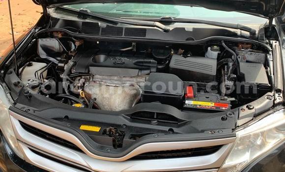 Sayi Na hannu Toyota Venza Black Mota in Yaounde a Babban Kamaru Sayi Na hannu Toyota Venza Black Mota in Yaounde a Babban Kamaru