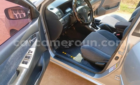 Sayi Na hannu Toyota Corolla M Mota in Yaounde a Babban Kamaru Sayi Na hannu Toyota Corolla M Mota in Yaounde a Babban Kamaru