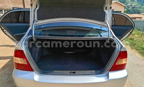 Sayi Na hannu Toyota Corolla M Mota in Yaounde a Babban Kamaru Sayi Na hannu Toyota Corolla M Mota in Yaounde a Babban Kamaru