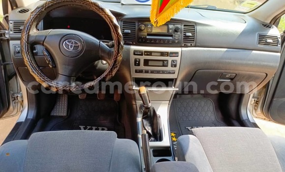 Sayi Na hannu Toyota Corolla M Mota in Yaounde a Babban Kamaru Sayi Na hannu Toyota Corolla M Mota in Yaounde a Babban Kamaru