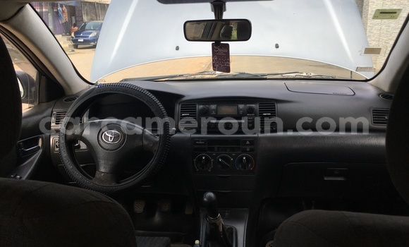 Sayi Na hannu Toyota Corolla Azurfa Mota in Douala a Ƙasar Kamaru Sayi Na hannu Toyota Corolla Azurfa Mota in Douala a Ƙasar Kamaru