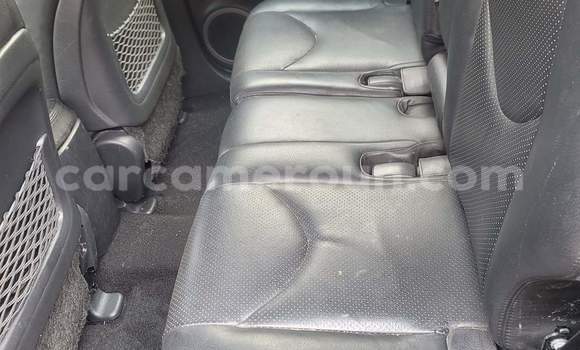 Acheter Occasion Voiture Toyota RAV4 Bleu à Yaoundé, Central Cameroon Acheter Occasion Voiture Toyota RAV4 Bleu à Yaoundé, Central Cameroon