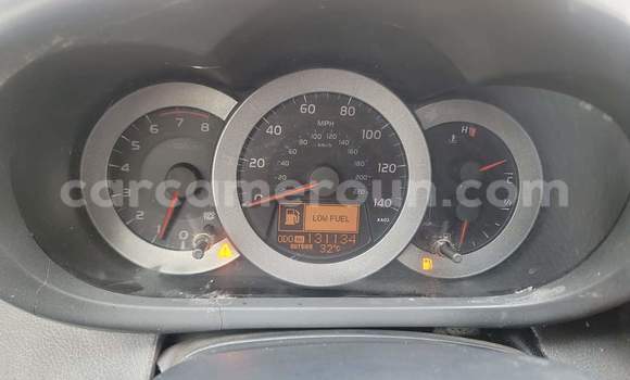 Acheter Occasion Voiture Toyota RAV4 Bleu à Yaoundé, Central Cameroon Acheter Occasion Voiture Toyota RAV4 Bleu à Yaoundé, Central Cameroon