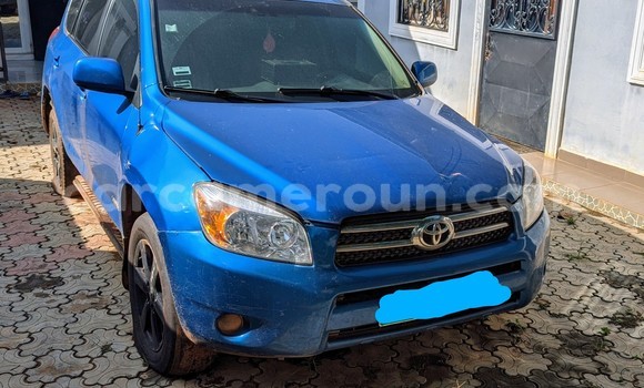 Acheter Occasion Voiture Toyota RAV4 Bleu à Ngaoundéré, Adamawa