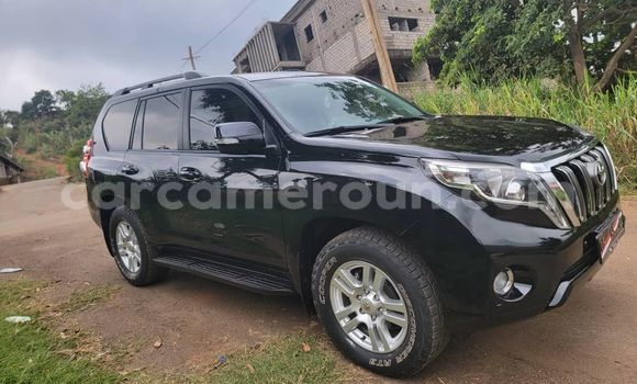 Sayi Na hannu Toyota Prado Black Mota in Yaounde a Babban Kamaru Sayi Na hannu Toyota Prado Black Mota in Yaounde a Babban Kamaru