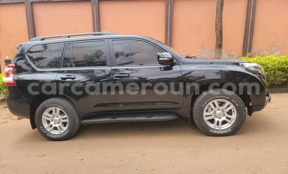 Sayi Na hannu Toyota Prado Black Mota in Yaounde a Babban Kamaru Sayi Na hannu Toyota Prado Black Mota in Yaounde a Babban Kamaru