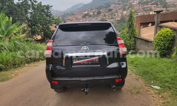 Sayi Na hannu Toyota Prado Black Mota in Yaounde a Babban Kamaru Sayi Na hannu Toyota Prado Black Mota in Yaounde a Babban Kamaru