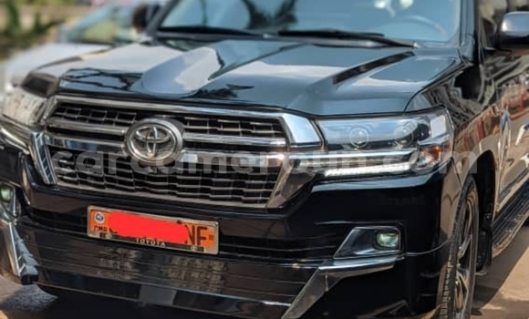 Acheter Occasion Voiture Toyota Land Cruiser Noir à Yaoundé, Central Cameroon Acheter Occasion Voiture Toyota Land Cruiser Noir à Yaoundé, Central Cameroon