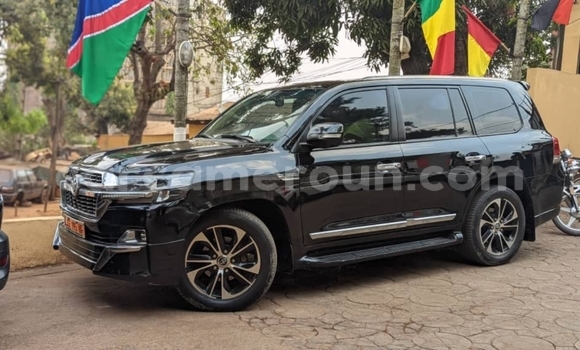 Acheter Occasion Voiture Toyota Land Cruiser Noir à Yaoundé, Central Cameroon Acheter Occasion Voiture Toyota Land Cruiser Noir à Yaoundé, Central Cameroon
