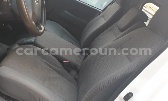 Acheter Occasion Voiture Toyota Hiace Blanc à Yaoundé, Central Cameroon Acheter Occasion Voiture Toyota Hiace Blanc à Yaoundé, Central Cameroon