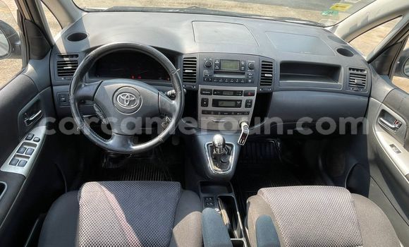 Acheter Occasion Voiture Toyota Corolla Gris à Douala, Littoral Cameroon Acheter Occasion Voiture Toyota Corolla Gris à Douala, Littoral Cameroon