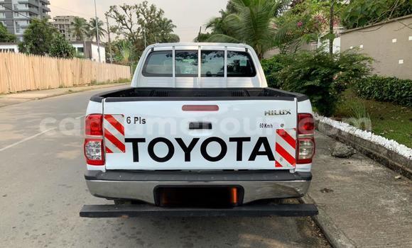 Acheter Occasion Voiture Toyota Hilux Blanc à Douala, Littoral Cameroon Acheter Occasion Voiture Toyota Hilux Blanc à Douala, Littoral Cameroon