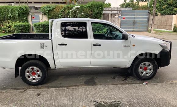 Acheter Occasion Voiture Toyota Hilux Blanc à Douala, Littoral Cameroon Acheter Occasion Voiture Toyota Hilux Blanc à Douala, Littoral Cameroon