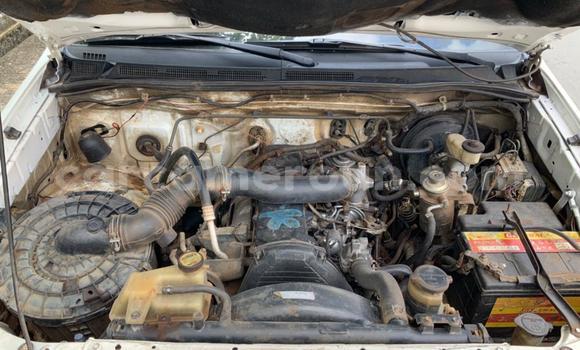 Acheter Occasion Voiture Toyota Hilux Blanc à Douala, Littoral Cameroon Acheter Occasion Voiture Toyota Hilux Blanc à Douala, Littoral Cameroon