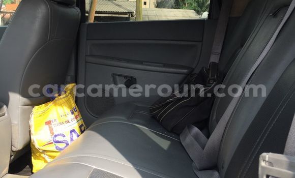 Sayi Imported Jeep Cherokee M Mota in Douala a Ƙasar Kamaru Sayi Imported Jeep Cherokee M Mota in Douala a Ƙasar Kamaru