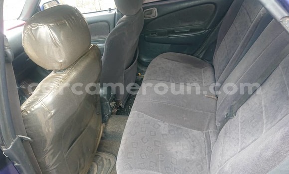 Sayi Na hannu Toyota Corolla Blue Mota in Douala a Ƙasar Kamaru Sayi Na hannu Toyota Corolla Blue Mota in Douala a Ƙasar Kamaru