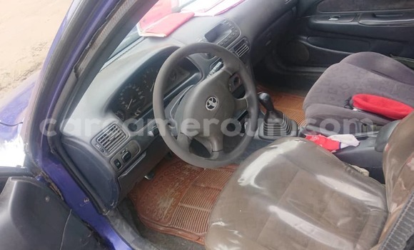 Sayi Na hannu Toyota Corolla Blue Mota in Douala a Ƙasar Kamaru Sayi Na hannu Toyota Corolla Blue Mota in Douala a Ƙasar Kamaru
