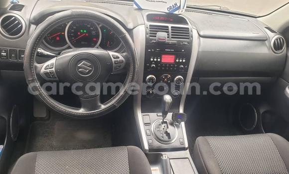 Sayi Na hannu Suzuki Grand Vitara Green Mota in Douala a Ƙasar Kamaru Sayi Na hannu Suzuki Grand Vitara Green Mota in Douala a Ƙasar Kamaru