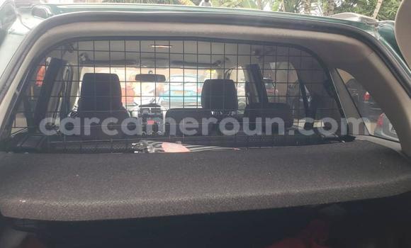 Sayi Na hannu Suzuki Grand Vitara Green Mota in Douala a Ƙasar Kamaru Sayi Na hannu Suzuki Grand Vitara Green Mota in Douala a Ƙasar Kamaru