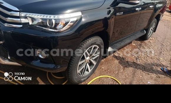 Acheter Occasion Voiture Toyota Pickup Noir à Yaoundé, Central Cameroon Acheter Occasion Voiture Toyota Pickup Noir à Yaoundé, Central Cameroon