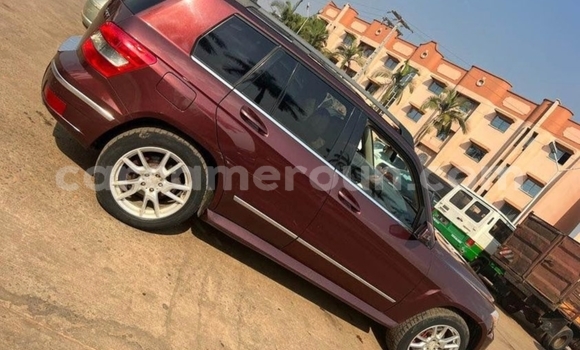 Acheter Occasion Voiture Mercedes‒Benz GLK–Class Rouge à Yaoundé, Central Cameroon Acheter Occasion Voiture Mercedes‒Benz GLK–Class Rouge à Yaoundé, Central Cameroon