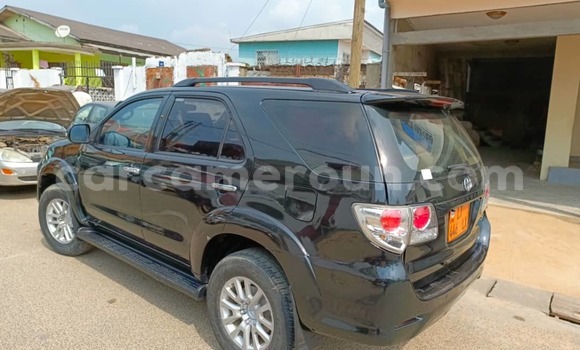 Acheter Occasion Voiture Toyota Fortuner Noir à Douala, Littoral Cameroon Acheter Occasion Voiture Toyota Fortuner Noir à Douala, Littoral Cameroon