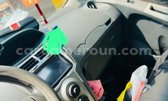 Sayi Na hannu Toyota Yaris Black Mota in Yaounde a Babban Kamaru Sayi Na hannu Toyota Yaris Black Mota in Yaounde a Babban Kamaru