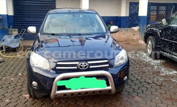 Acheter Occasion Voiture Toyota RAV4 Bleu à Yaoundé, Central Cameroon Acheter Occasion Voiture Toyota RAV4 Bleu à Yaoundé, Central Cameroon