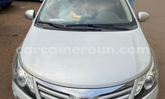Acheter Occasion Voiture Toyota Avensis Gris à Yaoundé, Central Cameroon Acheter Occasion Voiture Toyota Avensis Gris à Yaoundé, Central Cameroon