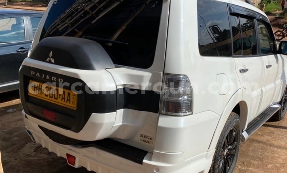 Acheter Occasion Voiture Mitsubishi Pajero Blanc à Yaoundé, Central Cameroon Acheter Occasion Voiture Mitsubishi Pajero Blanc à Yaoundé, Central Cameroon
