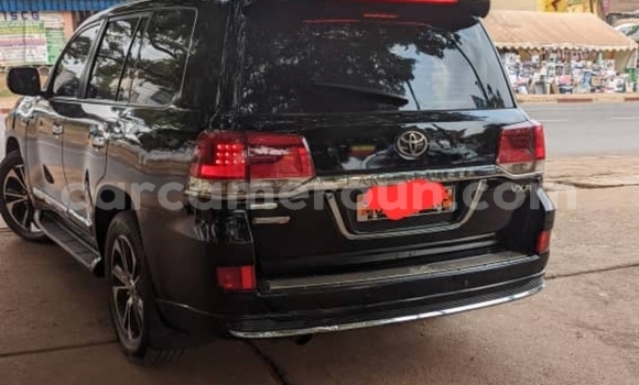 Buy Used Toyota Land Cruiser Black Car in Yaounde in Central Cameroon Buy Used Toyota Land Cruiser Black Car in Yaounde in Central Cameroon