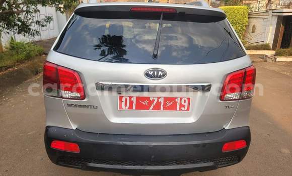 Acheter Occasion Voiture Kia Sorento Marron à Yaoundé, Central Cameroon Acheter Occasion Voiture Kia Sorento Marron à Yaoundé, Central Cameroon