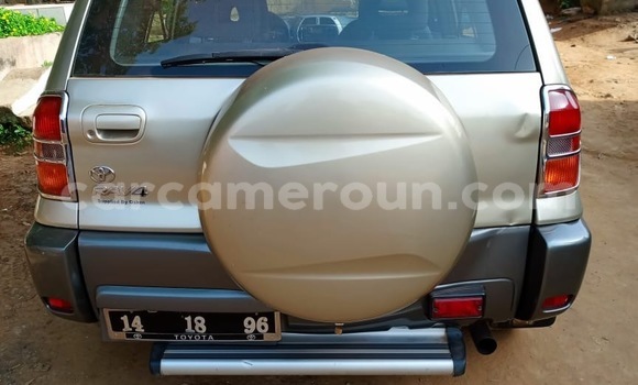 Acheter Occasion Voiture Toyota RAV4 Autre à Yaoundé, Central Cameroon Acheter Occasion Voiture Toyota RAV4 Autre à Yaoundé, Central Cameroon
