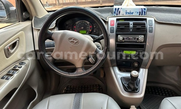 Sayi Na hannu Hyundai Tucson Black Mota in Yaounde a Babban Kamaru Sayi Na hannu Hyundai Tucson Black Mota in Yaounde a Babban Kamaru