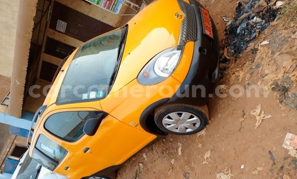 Sayi Na hannu Toyota Yaris Verso Sauran Mota in Yaounde a Babban Kamaru Sayi Na hannu Toyota Yaris Verso Sauran Mota in Yaounde a Babban Kamaru