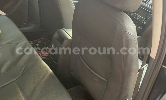 Sayi Na hannu Volkswagen Jetta Black Mota in Yaounde a Babban Kamaru Sayi Na hannu Volkswagen Jetta Black Mota in Yaounde a Babban Kamaru