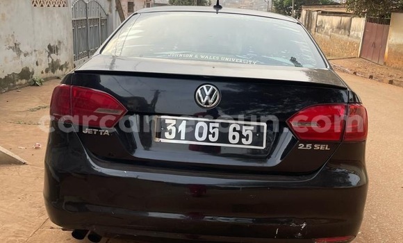 Sayi Na hannu Volkswagen Jetta Black Mota in Yaounde a Babban Kamaru Sayi Na hannu Volkswagen Jetta Black Mota in Yaounde a Babban Kamaru