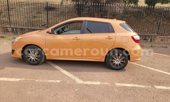 Sayi Na hannu Toyota Matrix Sauran Mota in Yaounde a Babban Kamaru Sayi Na hannu Toyota Matrix Sauran Mota in Yaounde a Babban Kamaru