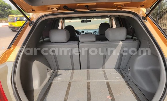 Sayi Na hannu Toyota Matrix Sauran Mota in Yaounde a Babban Kamaru Sayi Na hannu Toyota Matrix Sauran Mota in Yaounde a Babban Kamaru