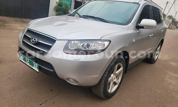 Buy Used Hyundai Santa Fe Silver Car in Yaounde in Central Cameroon Buy Used Hyundai Santa Fe Silver Car in Yaounde in Central Cameroon