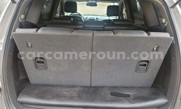 Buy Used Hyundai Santa Fe Silver Car in Yaounde in Central Cameroon Buy Used Hyundai Santa Fe Silver Car in Yaounde in Central Cameroon