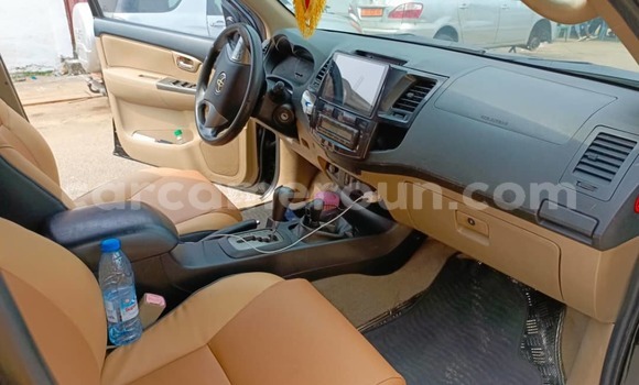 Acheter Occasion Voiture Toyota Fortuner Noir à Douala, Littoral Cameroon Acheter Occasion Voiture Toyota Fortuner Noir à Douala, Littoral Cameroon