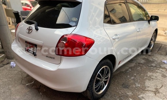Acheter Neuf Voiture Toyota Auris Blanc à Douala, Littoral Cameroon Acheter Neuf Voiture Toyota Auris Blanc à Douala, Littoral Cameroon