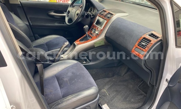 Acheter Neuf Voiture Toyota Blade Blanc à Douala, Littoral Cameroon Acheter Neuf Voiture Toyota Blade Blanc à Douala, Littoral Cameroon