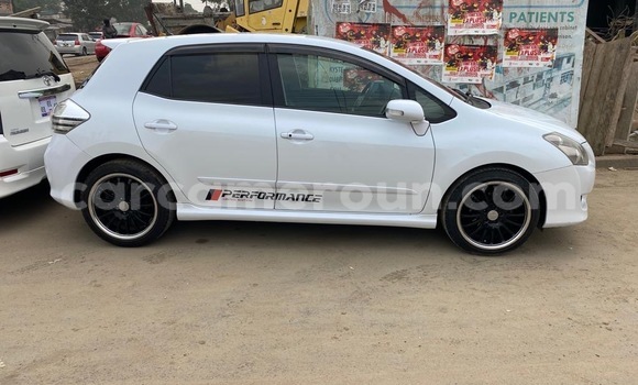 Acheter Neuf Voiture Toyota Blade Blanc à Douala, Littoral Cameroon Acheter Neuf Voiture Toyota Blade Blanc à Douala, Littoral Cameroon