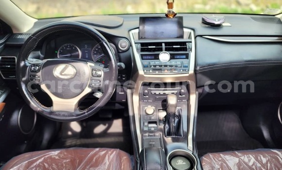 Acheter Occasion Voiture Lexus NX Blanc à Douala, Littoral Cameroon Acheter Occasion Voiture Lexus NX Blanc à Douala, Littoral Cameroon