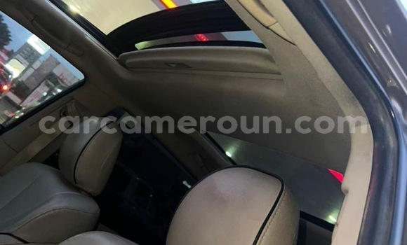 Sayi Sabo Toyota Venza Azurfa Mota in Douala a Ƙasar Kamaru Sayi Sabo Toyota Venza Azurfa Mota in Douala a Ƙasar Kamaru