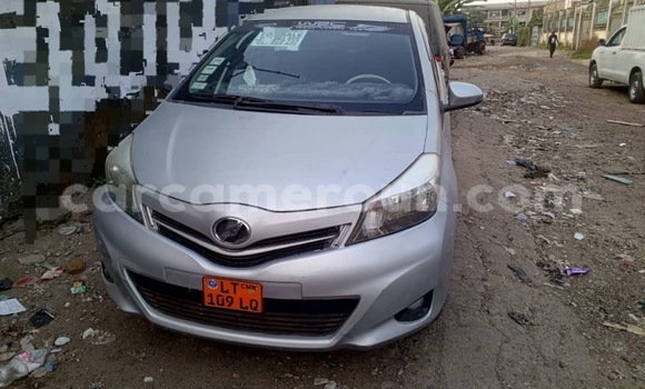 Buy Used Toyota Yaris Silver Car in Douala in Littoral Cameroon