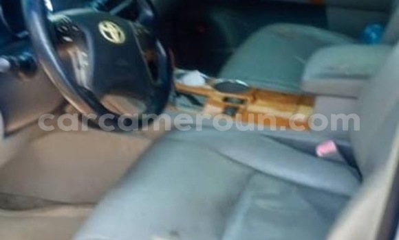 Buy Used Toyota Highlander Blue Car in Douala in Littoral Cameroon Buy Used Toyota Highlander Blue Car in Douala in Littoral Cameroon