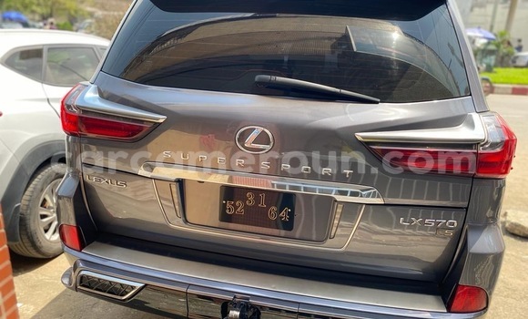 Acheter Neuf Voiture Lexus LX 570 Gris à Douala, Littoral Cameroon Acheter Neuf Voiture Lexus LX 570 Gris à Douala, Littoral Cameroon